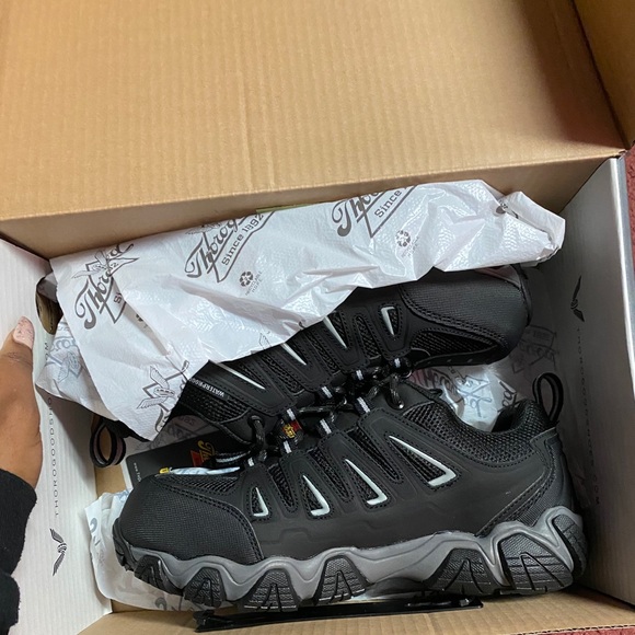 Work shoes - Picture 4 of 6